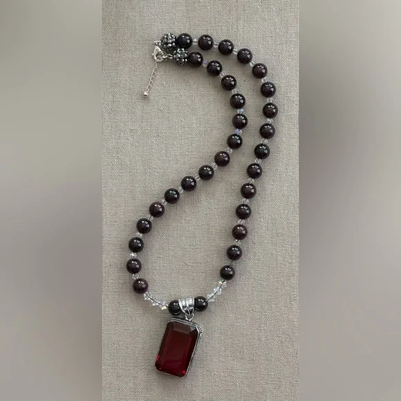 22 inch Garnet bead necklace NWOT - Picture 3 of 12